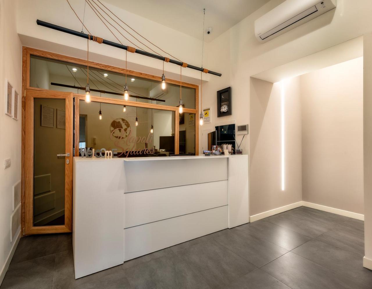 Napoli Squares Suites エクステリア 写真