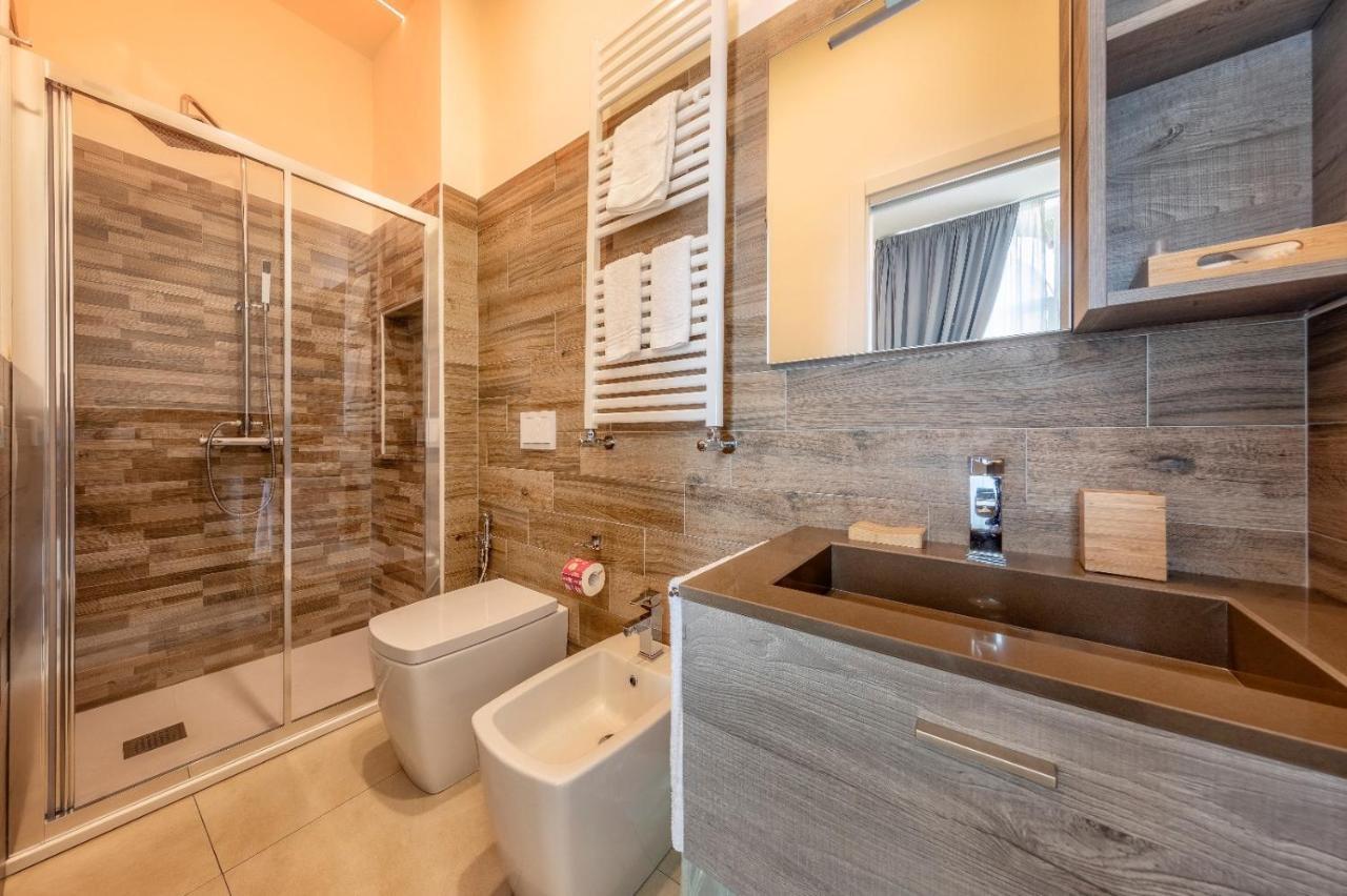 Napoli Squares Suites エクステリア 写真
